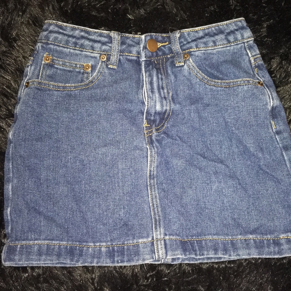 denim skirt